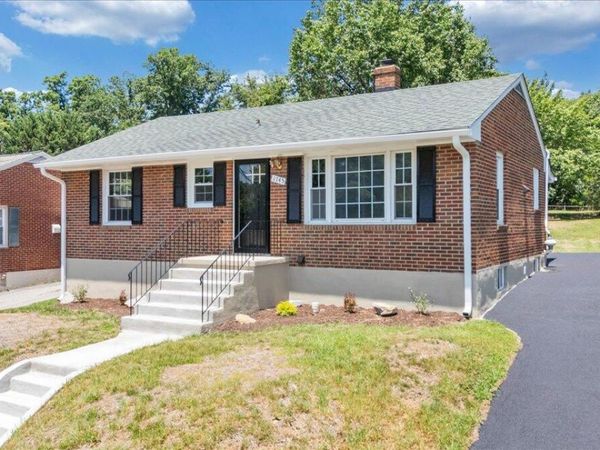 1745 Morwanda ST NW, Salem, VA 24153