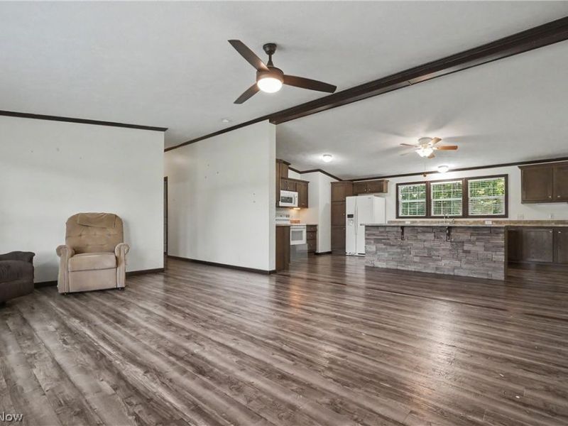 3424 Painesville Warren Road, Southington, OH 44470 Photo 11