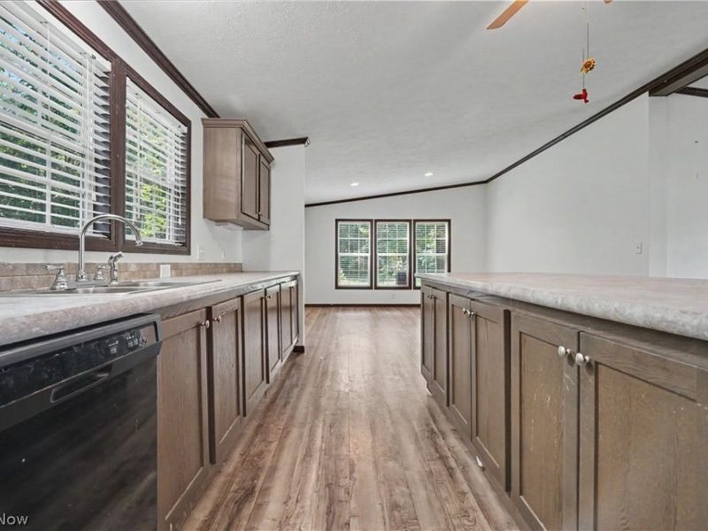 3424 Painesville Warren Road, Southington, OH 44470 Photo 22