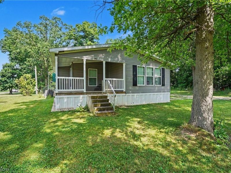 3424 Painesville Warren Road, Southington, OH 44470 Photo 3