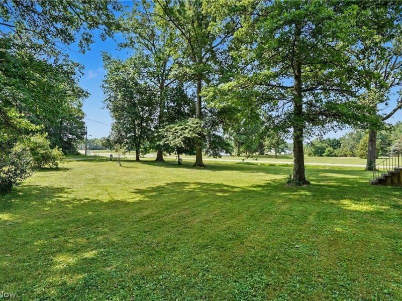 3424 Painesville Warren Road, Southington, OH 44470 Photo 7