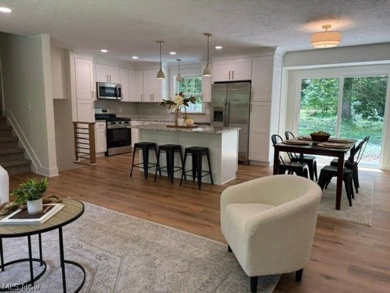 12173 Bradford Drive, Chardon, OH 44024 Photo 14