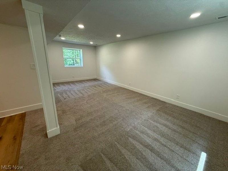 12173 Bradford Drive, Chardon, OH 44024 Photo 33
