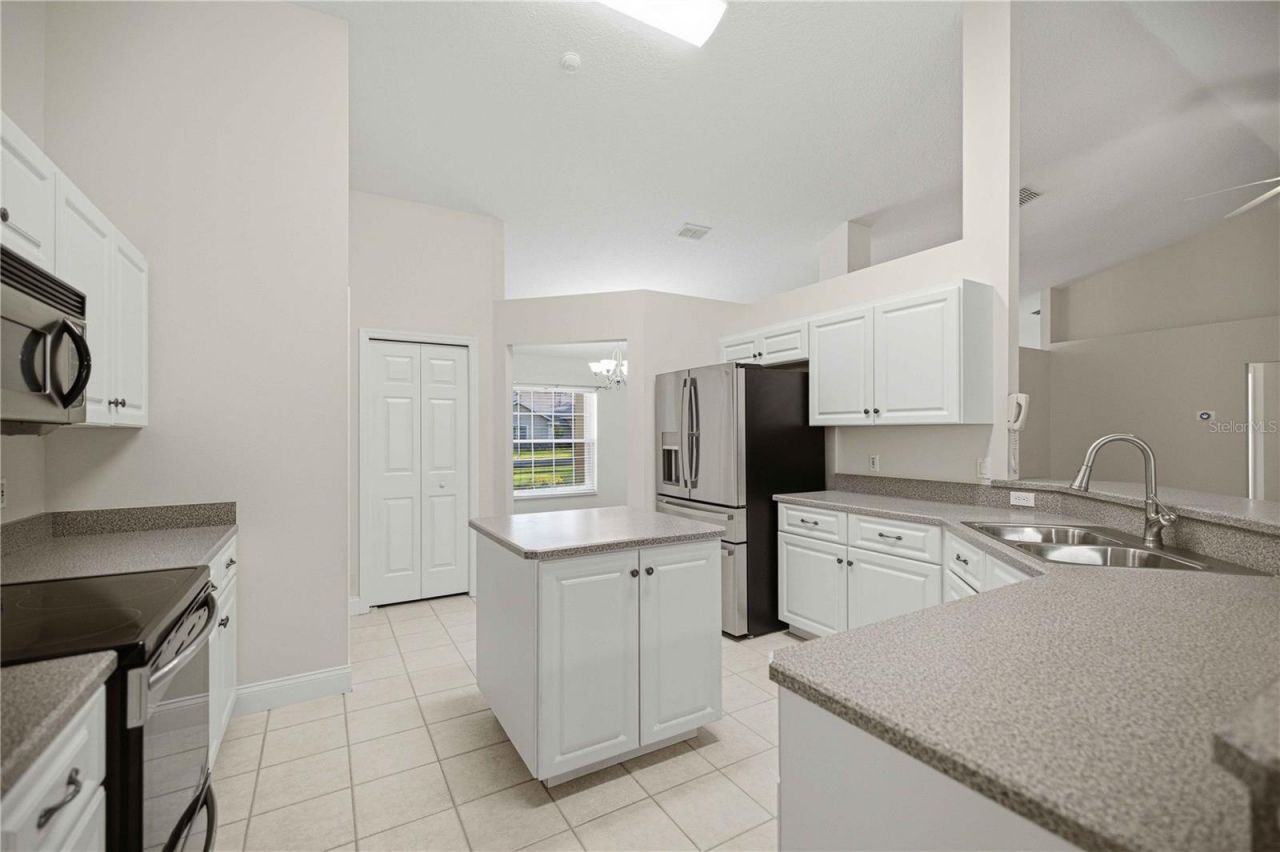 4460 SE 106th Street , Belleview, FL 34420 Photo