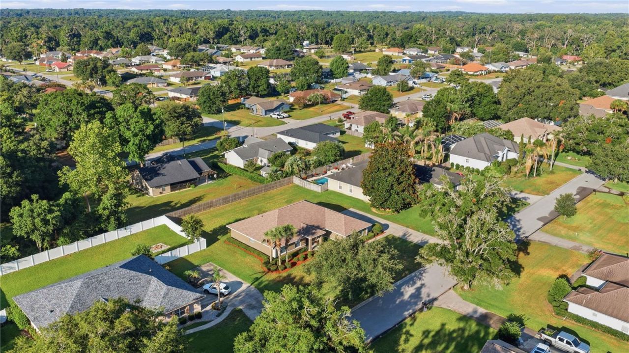 4460 SE 106th Street , Belleview, FL 34420 Photo