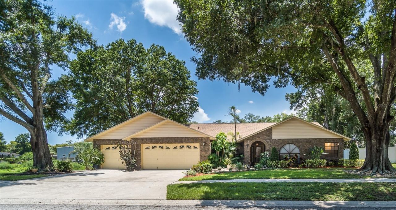 714 Pennyroyal Place , Brandon, FL 33510 Photo