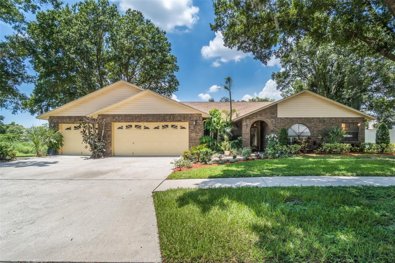 714 Pennyroyal Place , Brandon, FL 33510 Photo