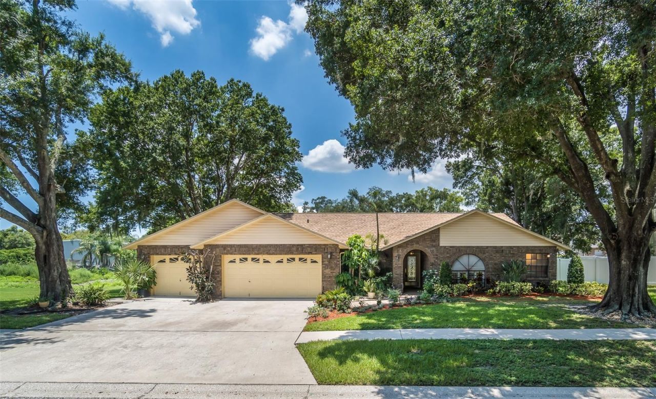 714 Pennyroyal Place , Brandon, FL 33510 Photo