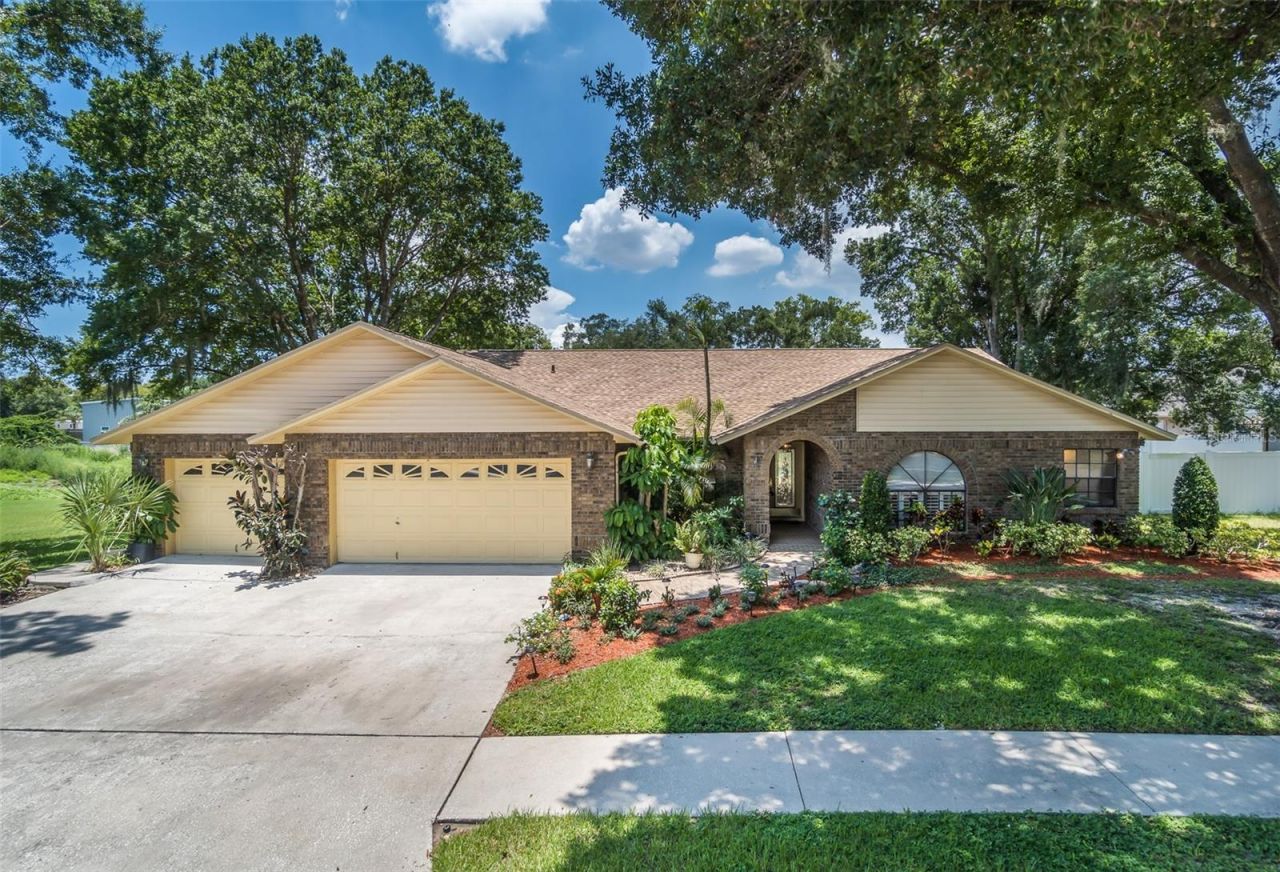 714 Pennyroyal Place , Brandon, FL 33510 Photo