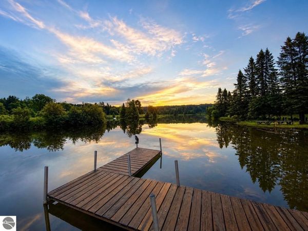 10286 Shawnee Trail, Gaylord, MI 49735