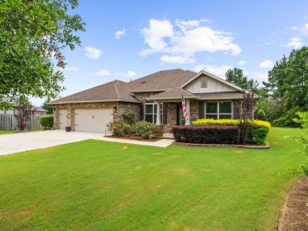 300 Brighton Cove, Freeport, FL 32439