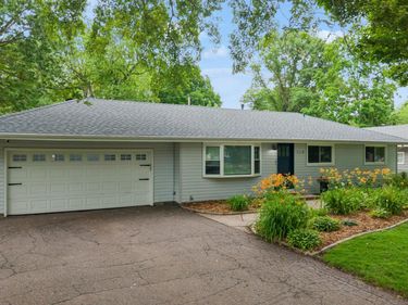 124 Harrington Drive, Long Lake, MN 55356