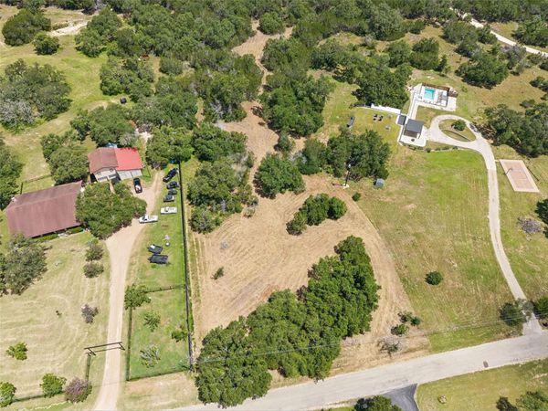 249 Grande ST, Driftwood, TX 78619