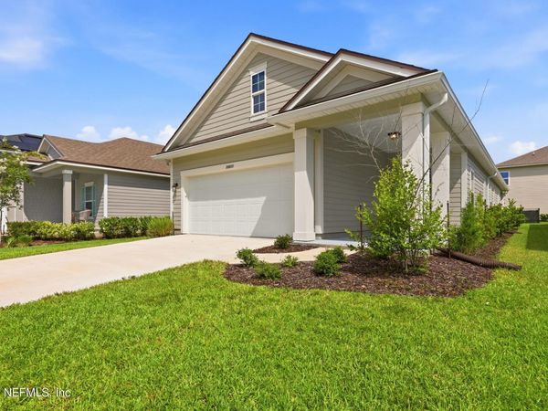 75511 CANTERWOOD Drive, Yulee, FL 32097