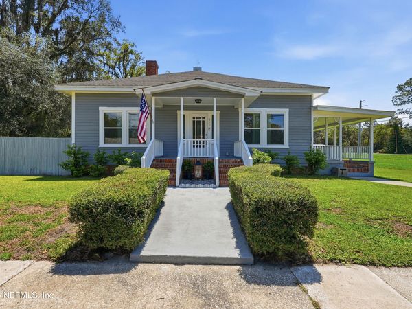 325 S LAKE AVENUE, Lake Butler, FL 32064