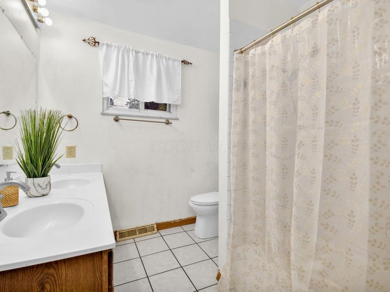 117 Charward Road SW, Reynoldsburg, OH 43068 Photo 51