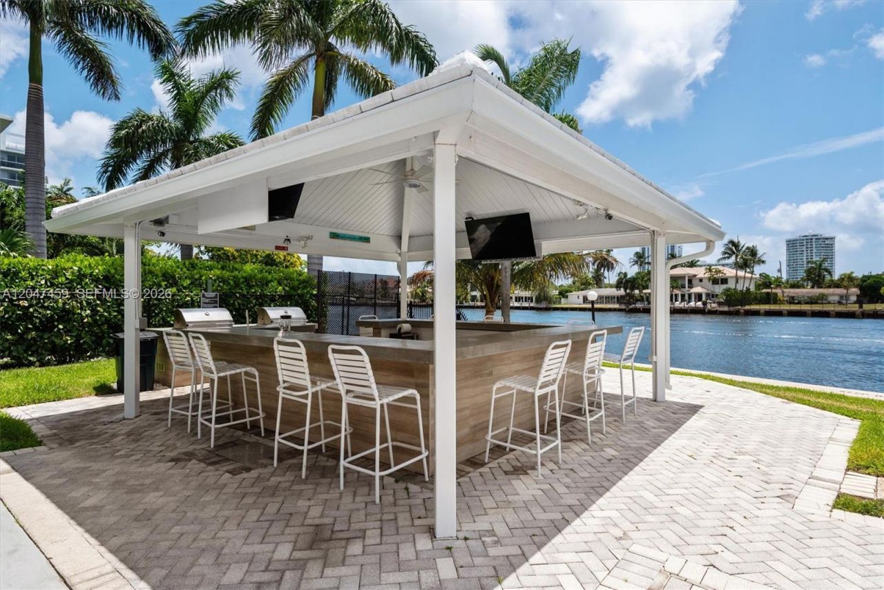 6209 Bay Club Dr, Unit 4, Fort Lauderdale, FL 33308 Photo