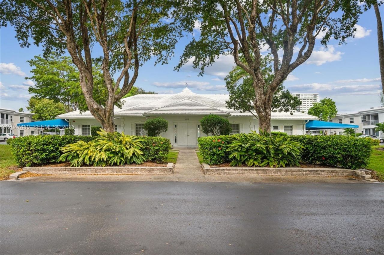6209 Bay Club Dr, Unit 4, Fort Lauderdale, FL 33308 Photo