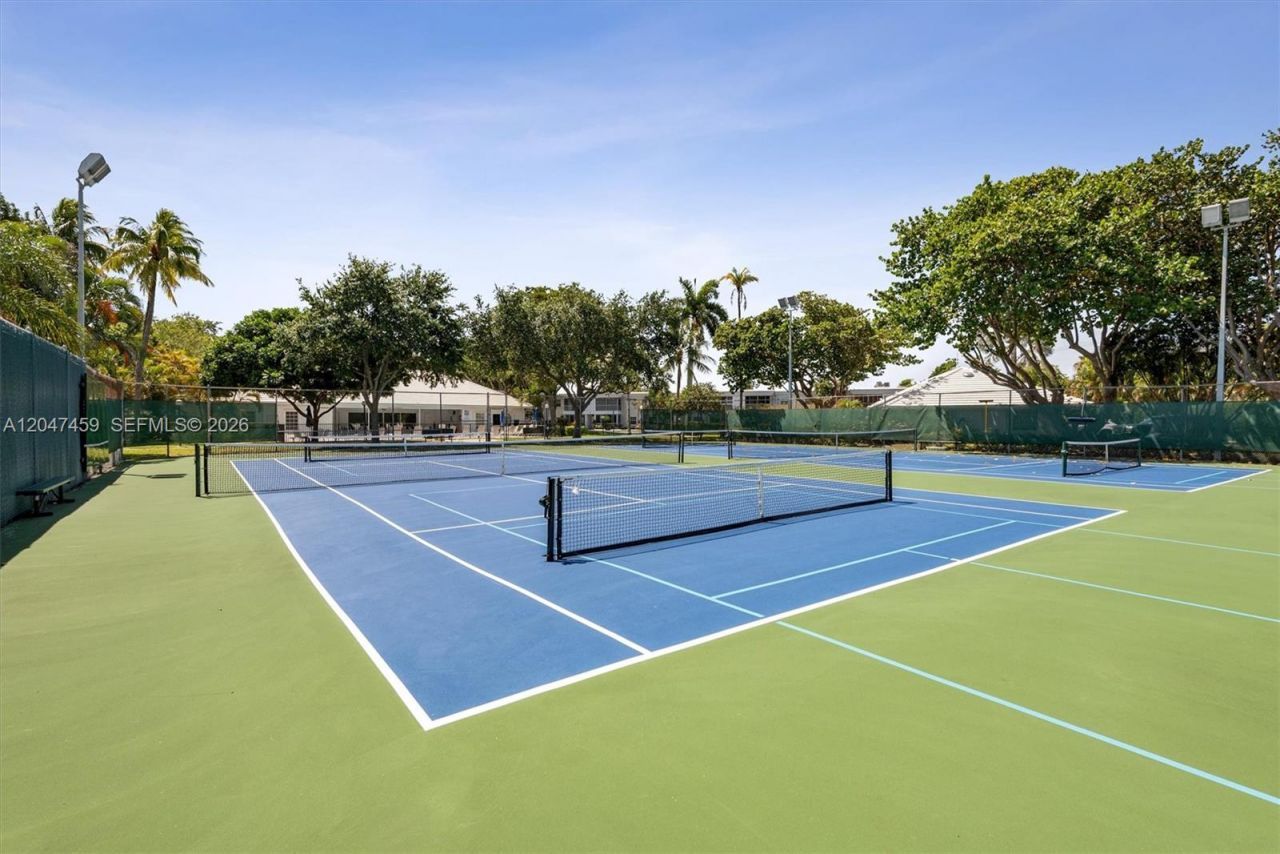 6209 Bay Club Dr, Unit 4, Fort Lauderdale, FL 33308 Photo
