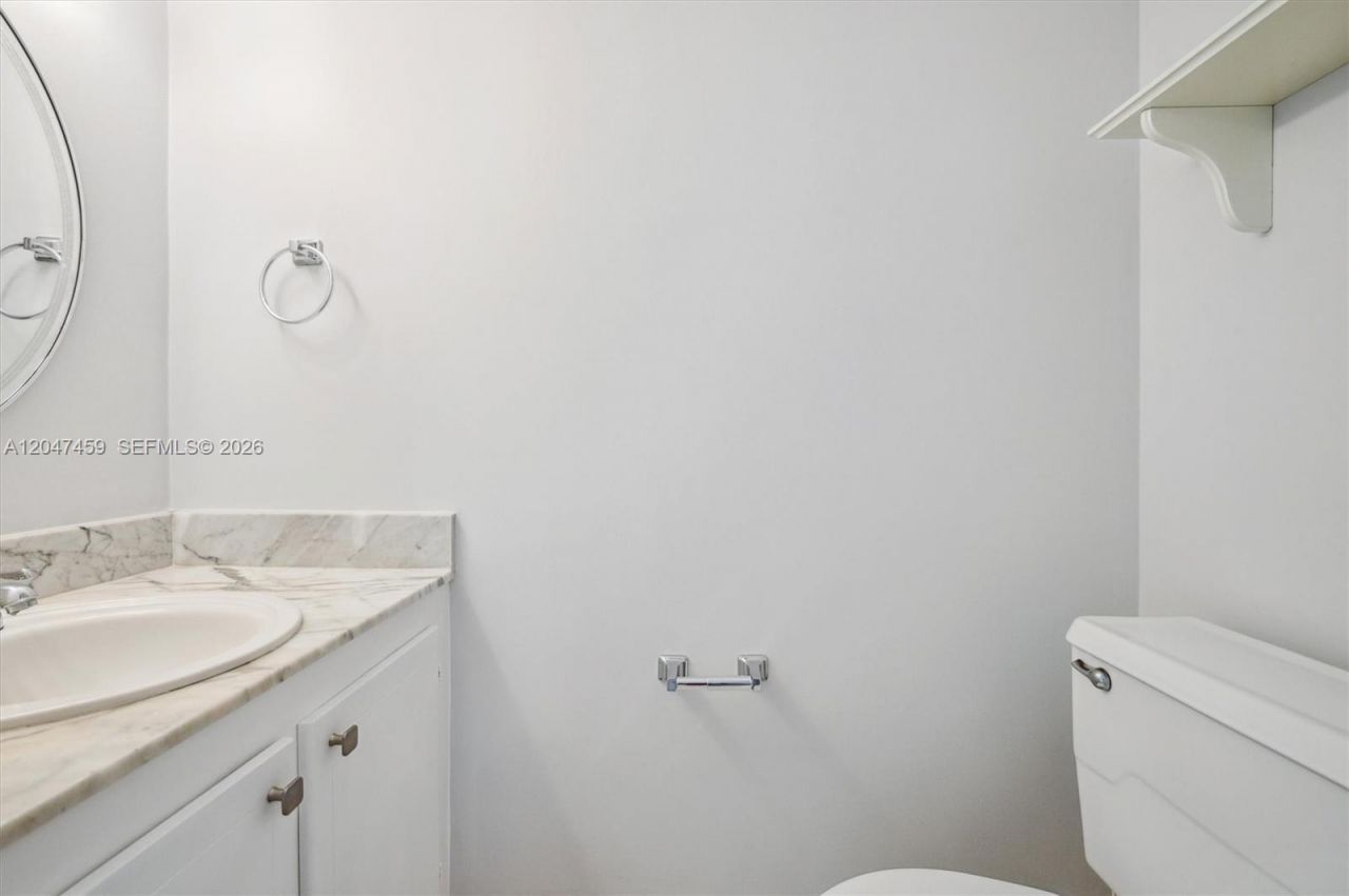6209 Bay Club Dr, Unit 4, Fort Lauderdale, FL 33308 Photo