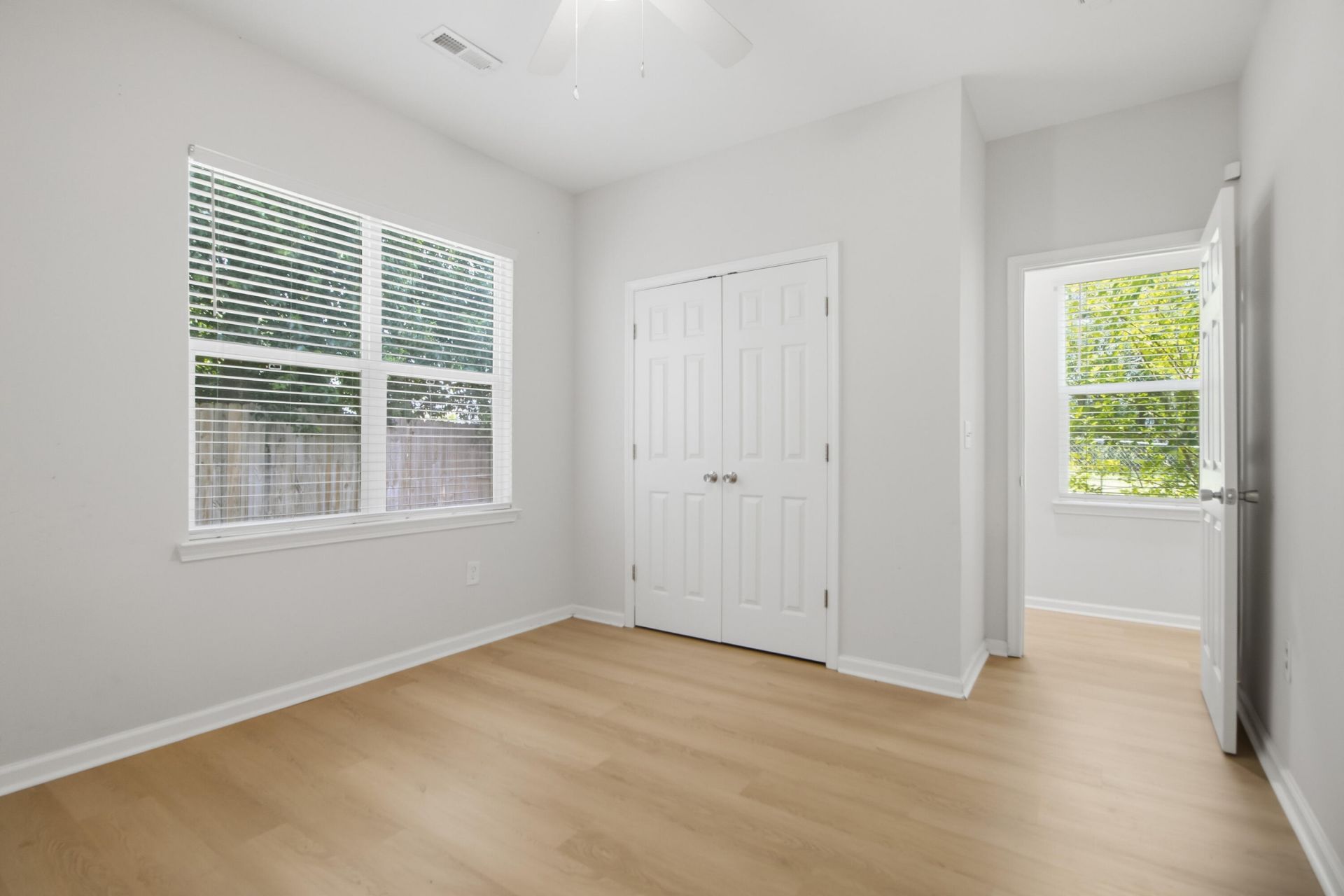 2044 Echo Avenue Photo 21
