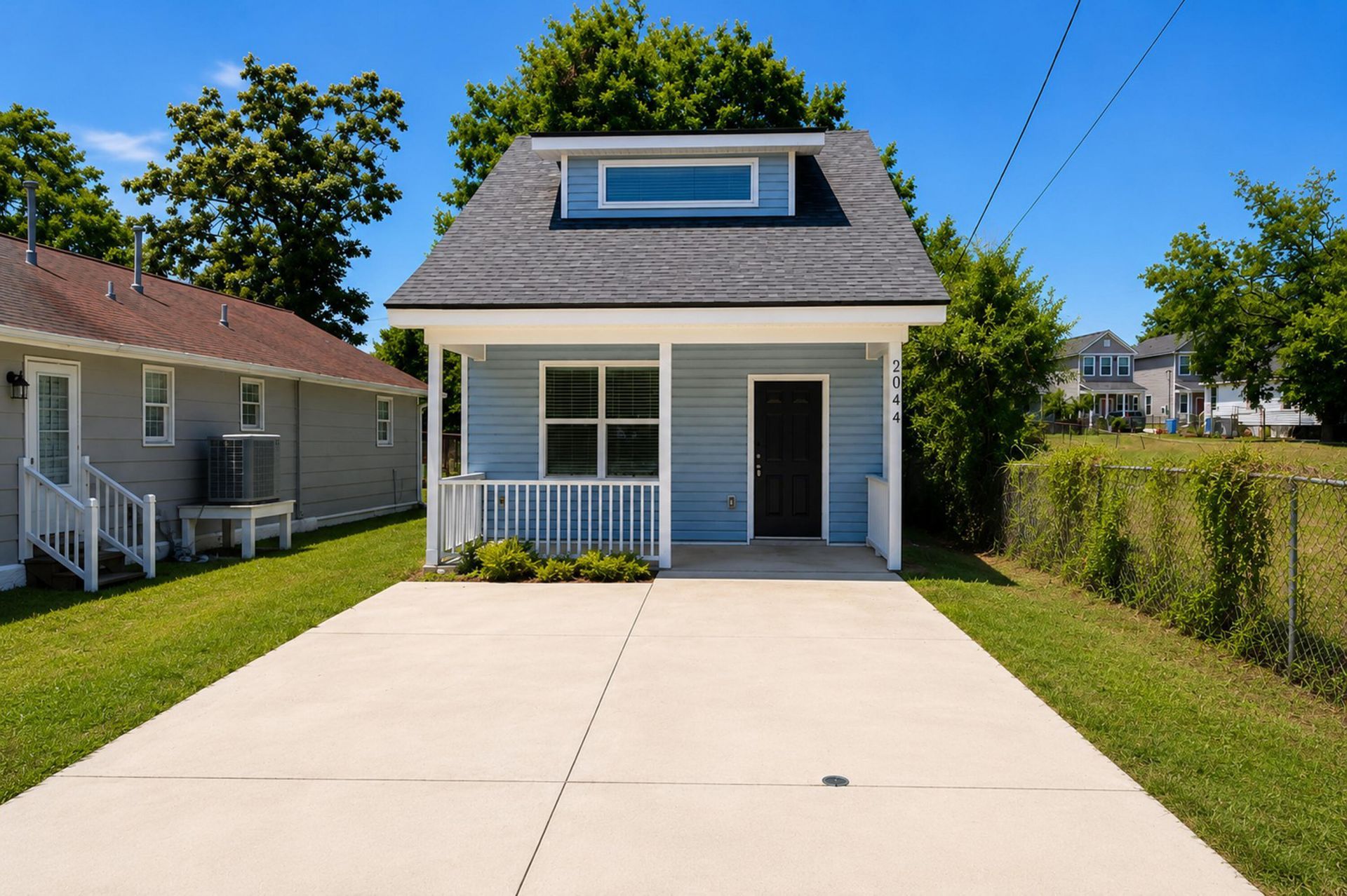 2044 Echo Avenue Photo 35