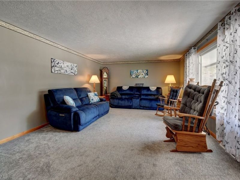 3130 Foothill Drive SE, New Philadelphia, OH 44663 Photo 10