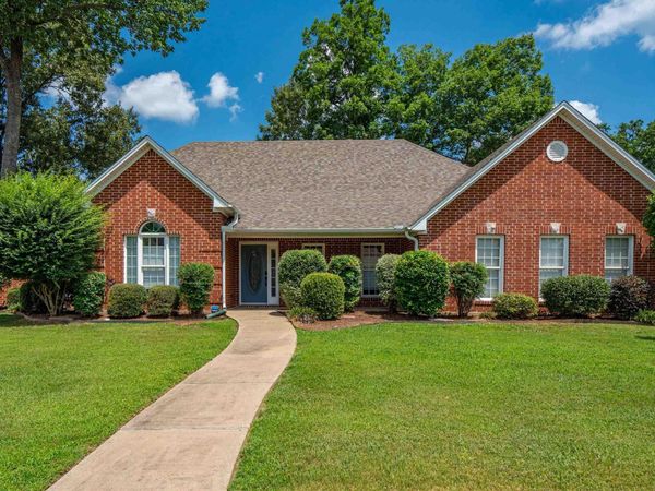 2724 Crooked Stick Drive , Benton, AR 72015