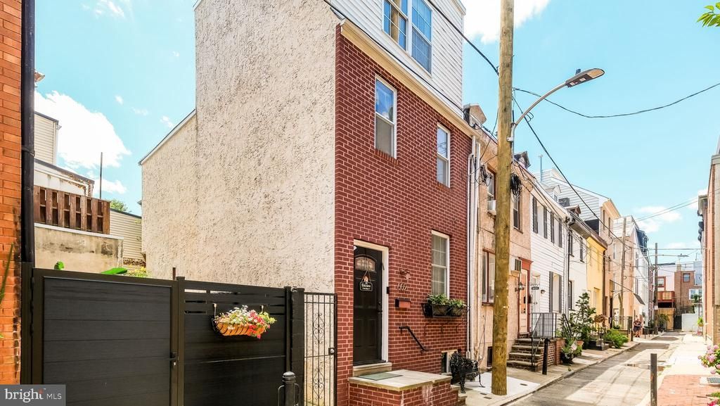 602 Clymer Street, Philadelphia, PA 19147 Main Photo