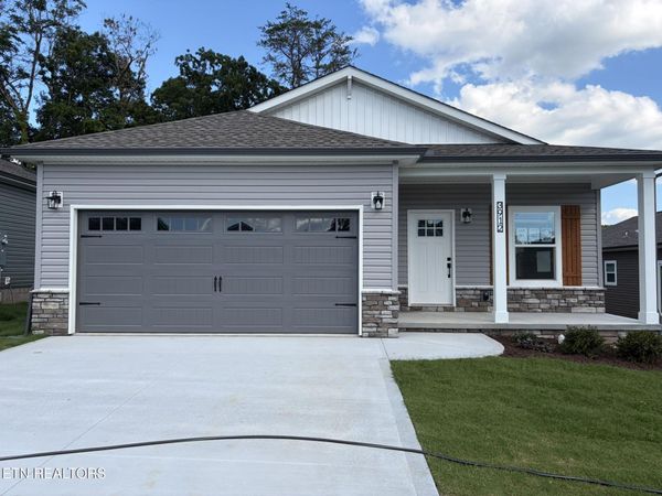 3912 Crimson Clover Lane, Knoxville, TN 37924