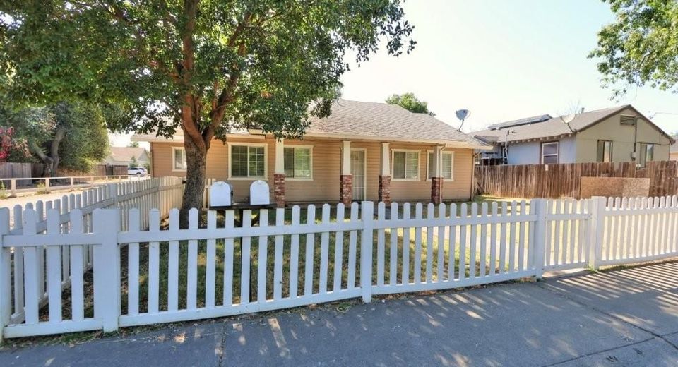 3725 Ripley St, Sacramento, CA 95838 Photo