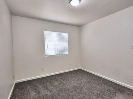 3725 Ripley St, Sacramento, CA 95838 Photo