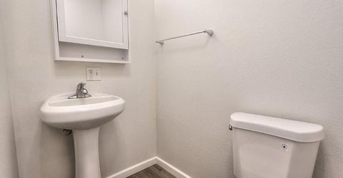 3725 Ripley St, Sacramento, CA 95838 Photo