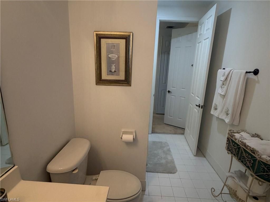 1305 Mariposa Cir, Unit 1204, Naples, FL 34105 Photo
