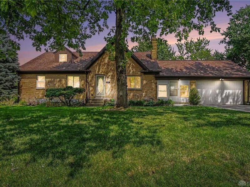 272 Maple Avenue, Centerville, OH 45459 Photo 1