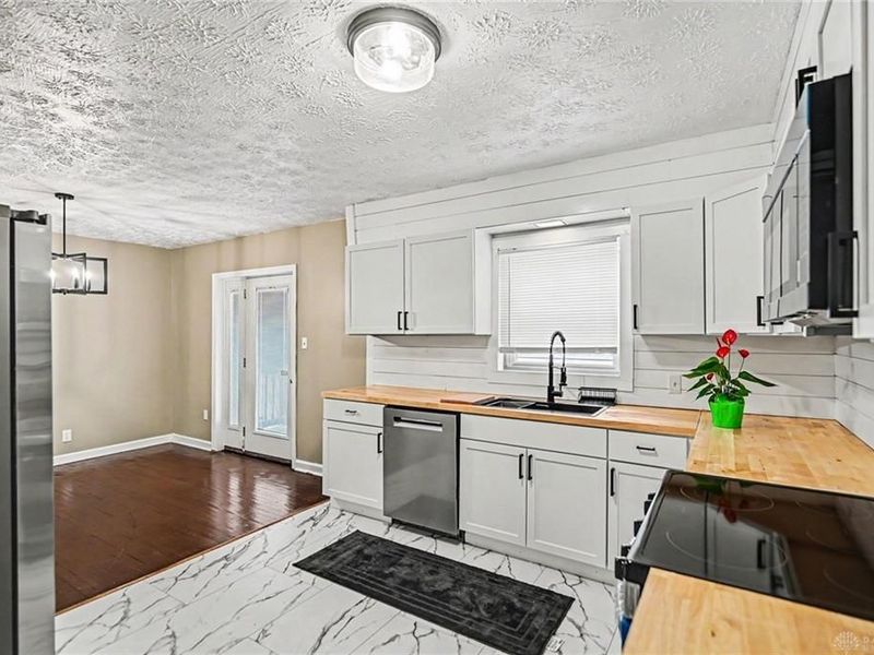 272 Maple Avenue, Centerville, OH 45459 Photo 12