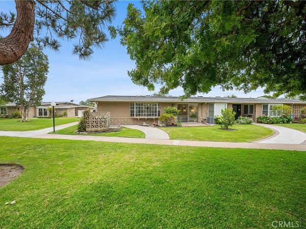 1281 Knollwood, Unit 44L, Seal Beach, CA 90740