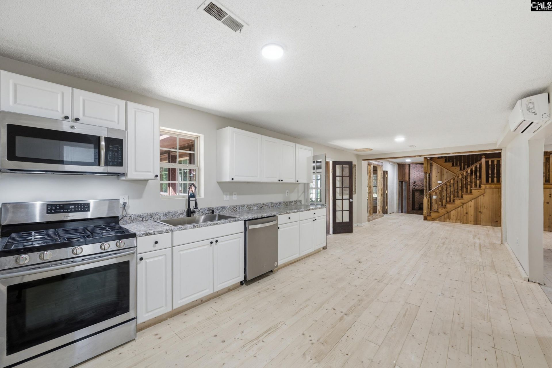 947 Ben Franklin Road  Photo 13