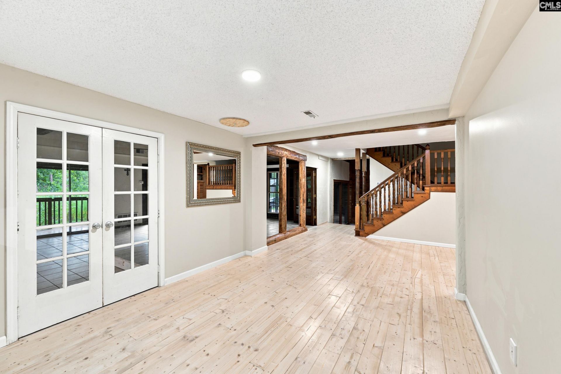 947 Ben Franklin Road Photo 9