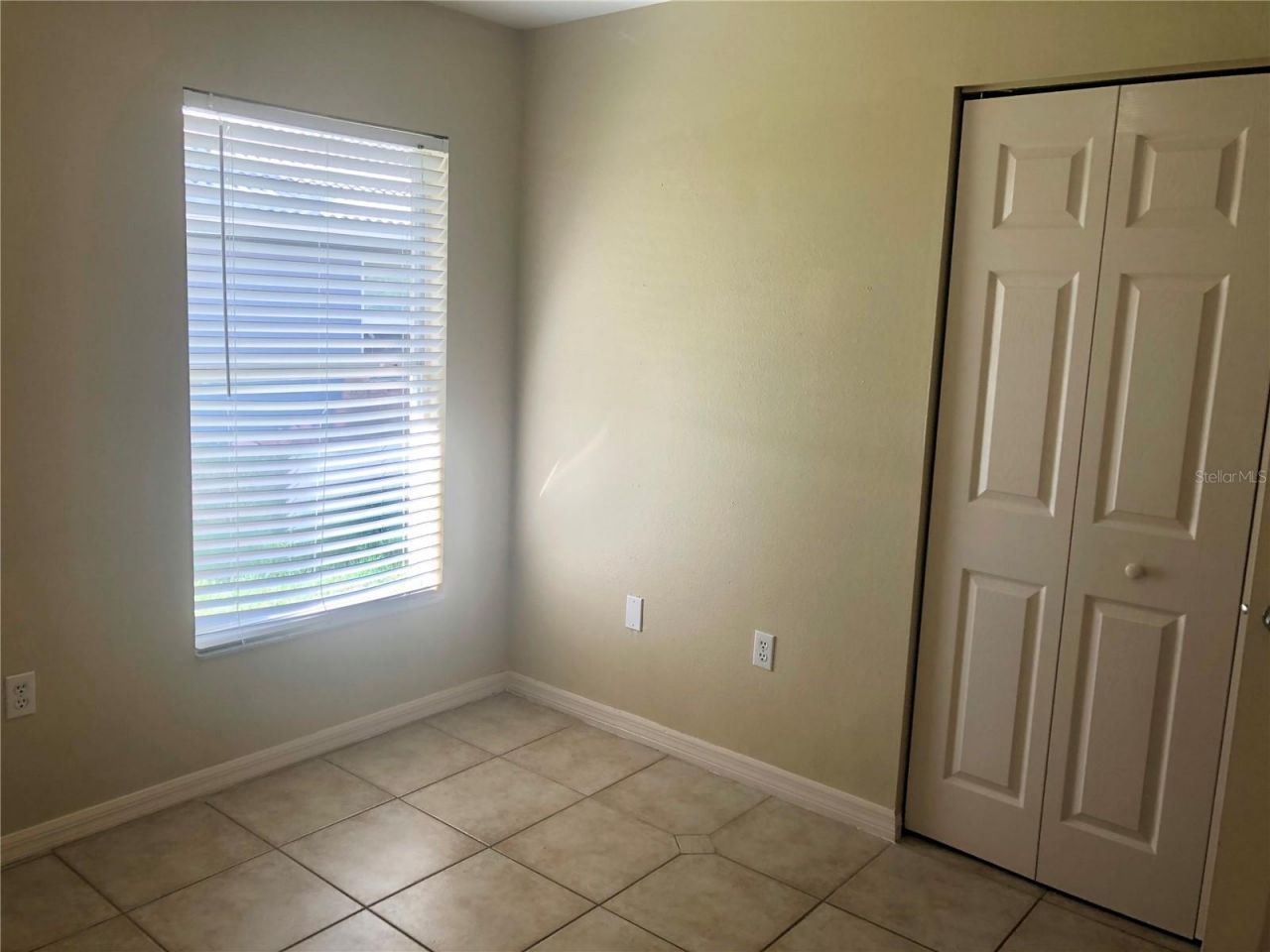 4011 72nd Avenue E, Sarasota, FL 34243 Photo
