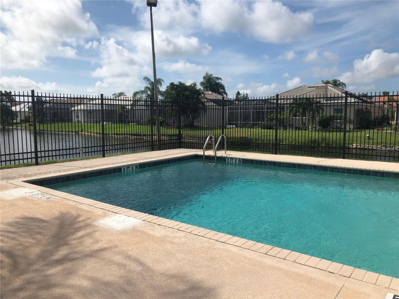 4011 72nd Avenue E, Sarasota, FL 34243 Photo