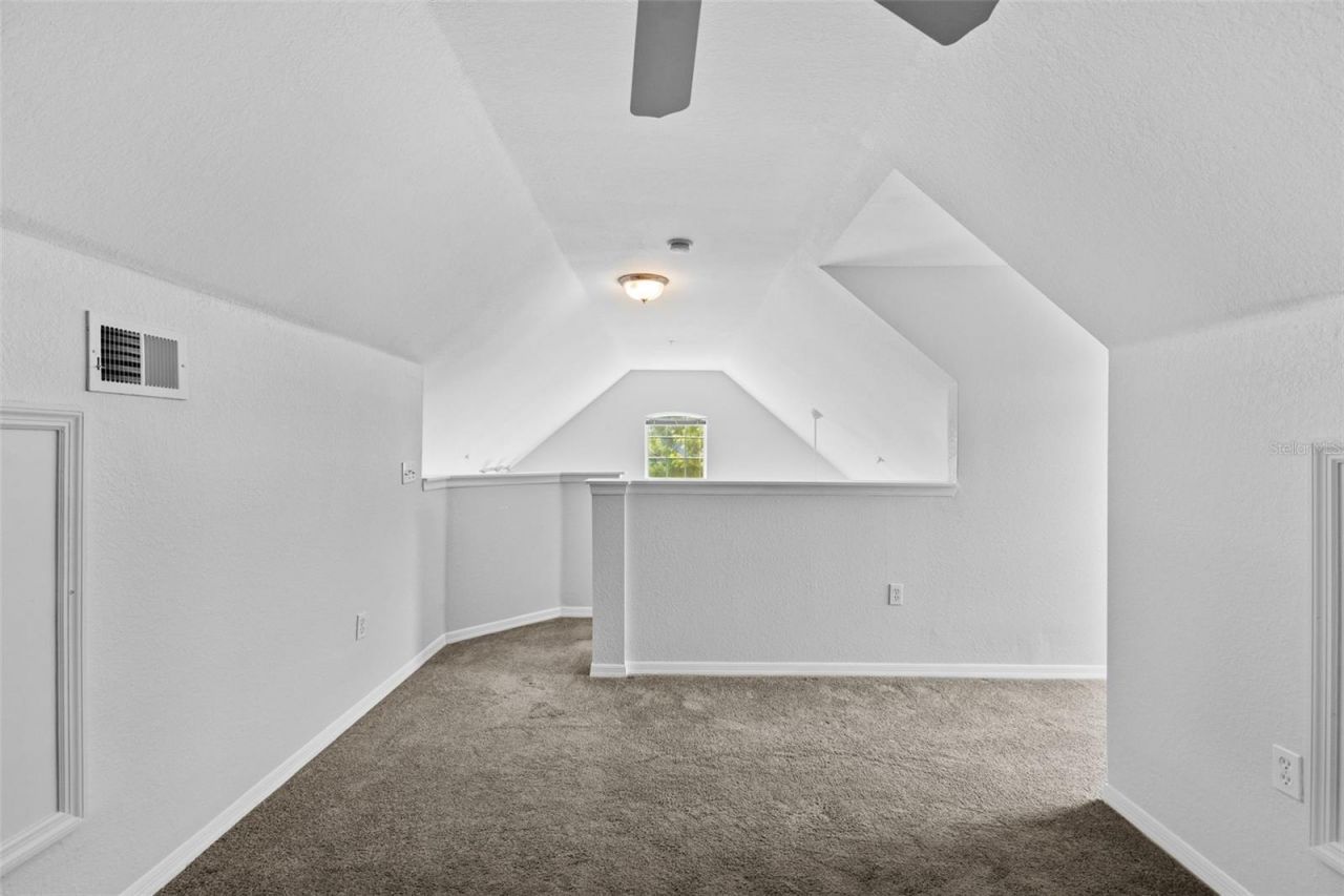 5611 Bidwell Parkway, Unit 204, Sarasota, FL 34233 Photo