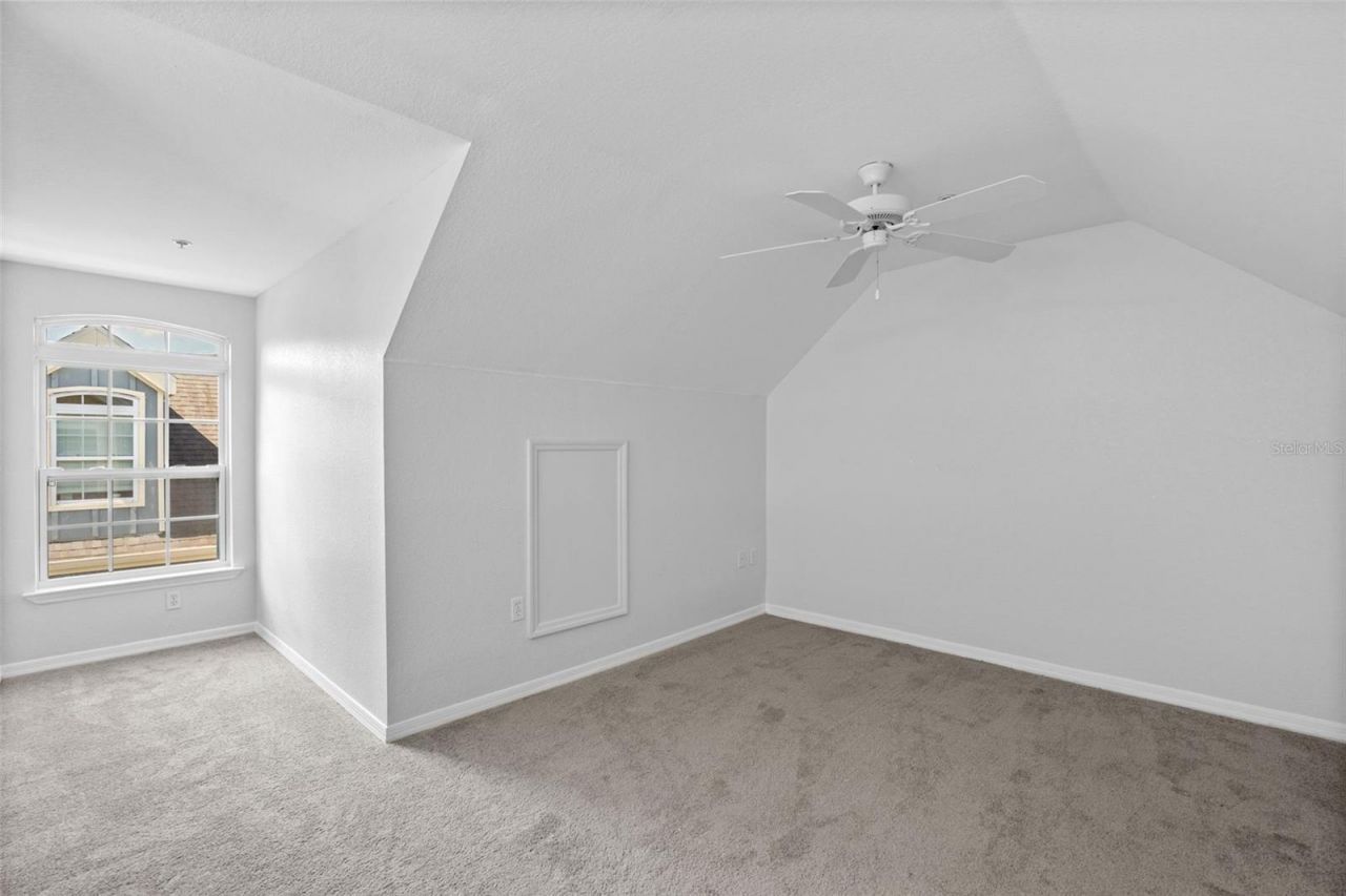 5611 Bidwell Parkway, Unit 204, Sarasota, FL 34233 Photo