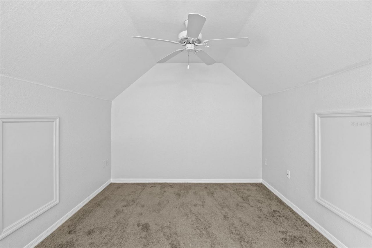 5611 Bidwell Parkway, Unit 204, Sarasota, FL 34233 Photo