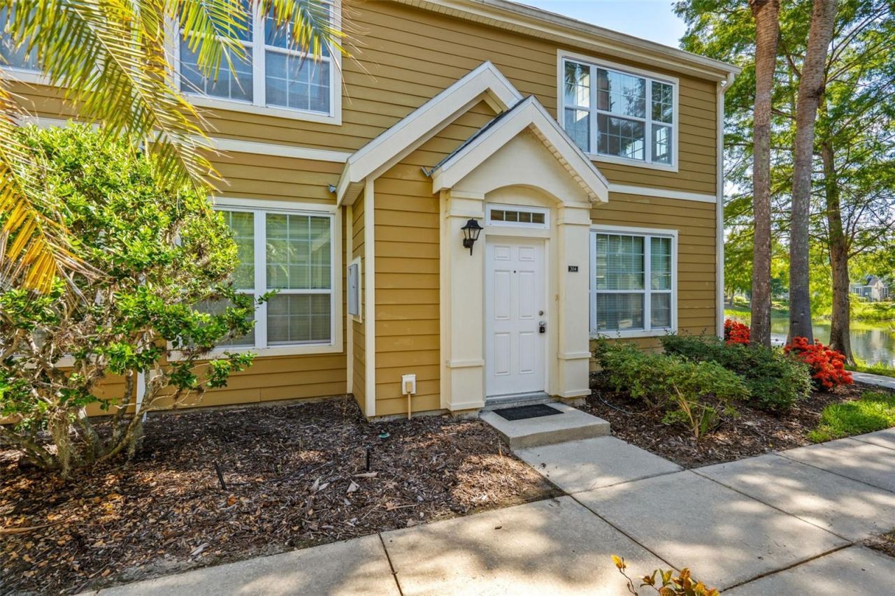 5611 Bidwell Parkway, Unit 204, Sarasota, FL 34233 Photo