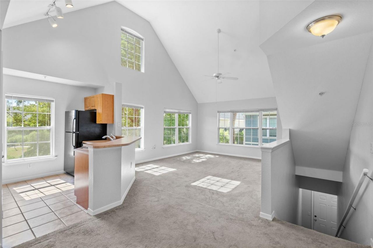 5611 Bidwell Parkway, Unit 204, Sarasota, FL 34233 Photo
