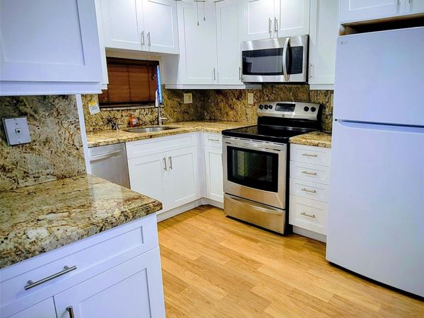 9411 N Hollybrook Lake Drive, Unit 209, Pembroke Pines, FL 33025