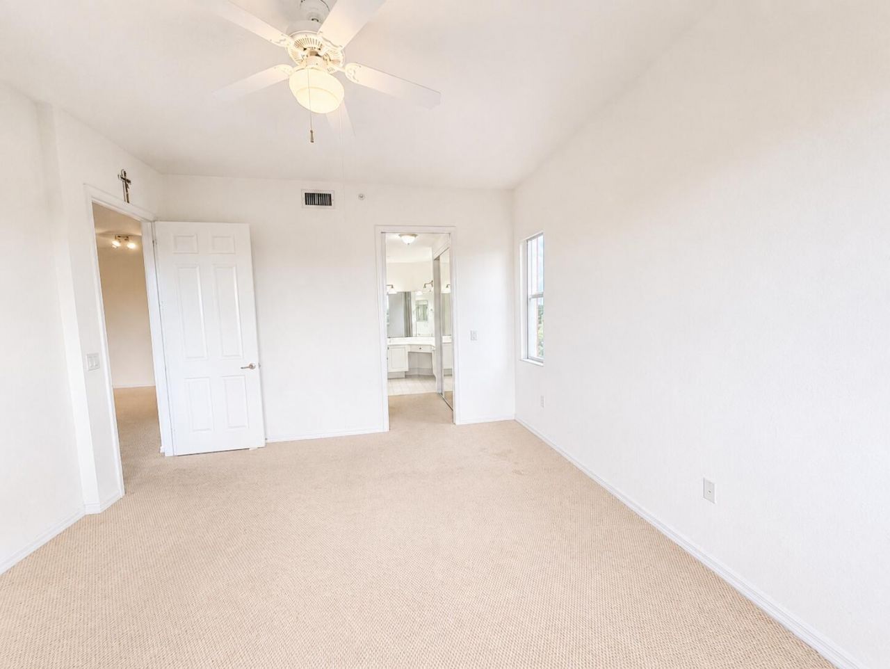 3600 Oaks Clubhouse Drive, Unit 501, Pompano Beach, FL 33069 Photo