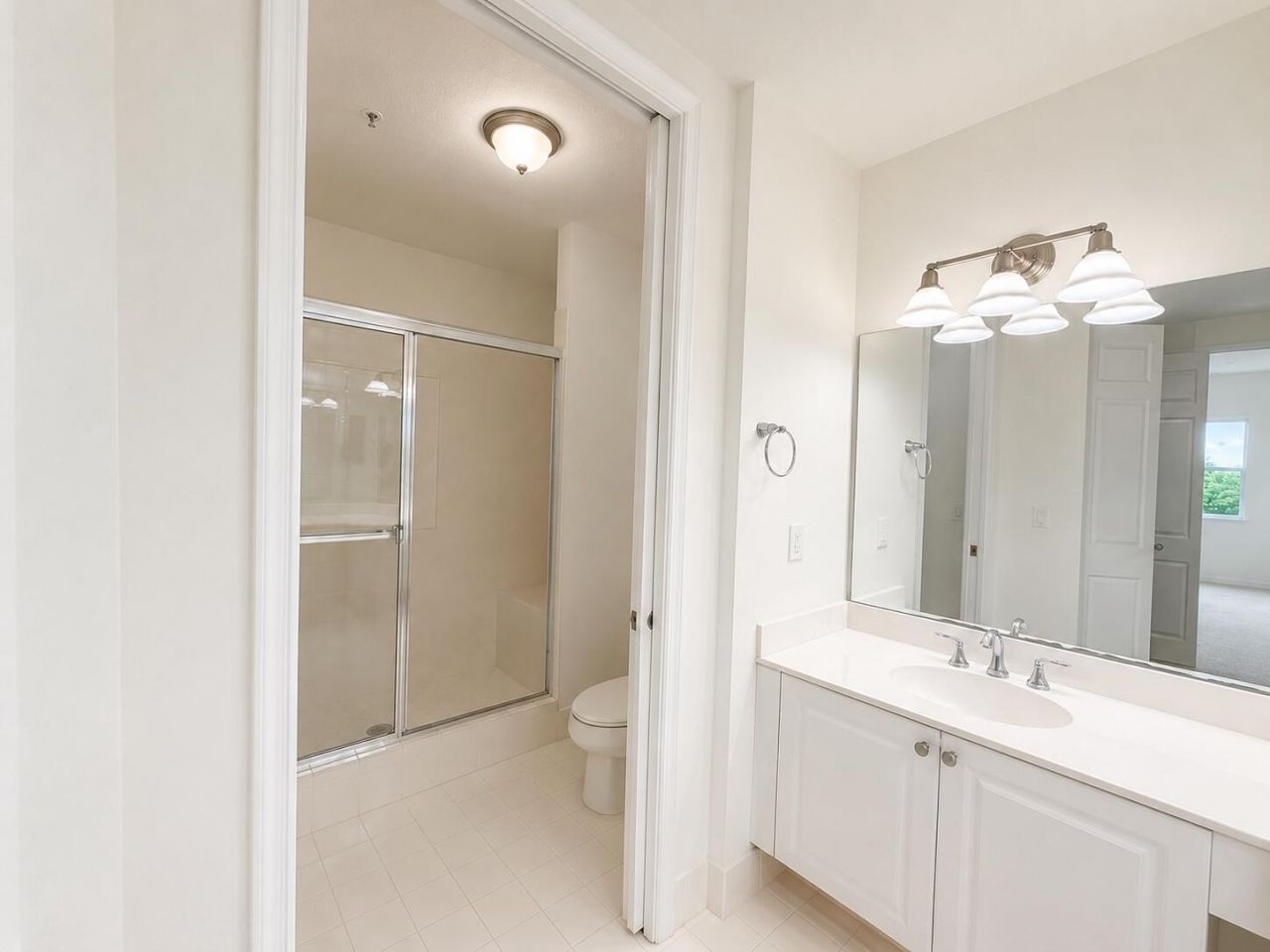 3600 Oaks Clubhouse Drive, Unit 501, Pompano Beach, FL 33069 Photo