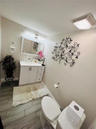 9050 NW 28th Street, Unit 122, Coral Springs, FL 33065 Photo